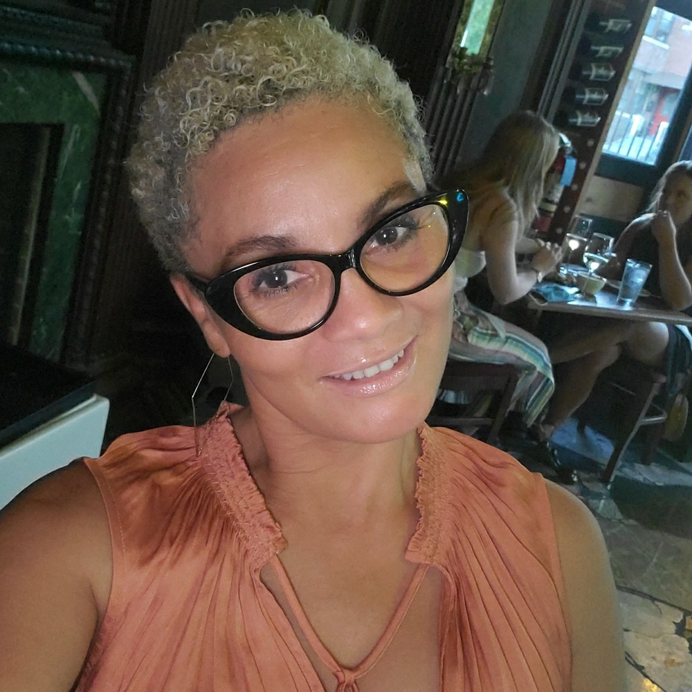 Meet your Posher, Maria